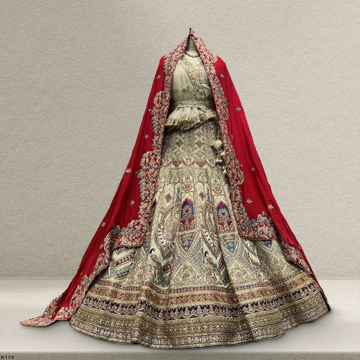Dulhan in Panetar Lehenga : Celebrity-Inspired Royal Baggi Collection