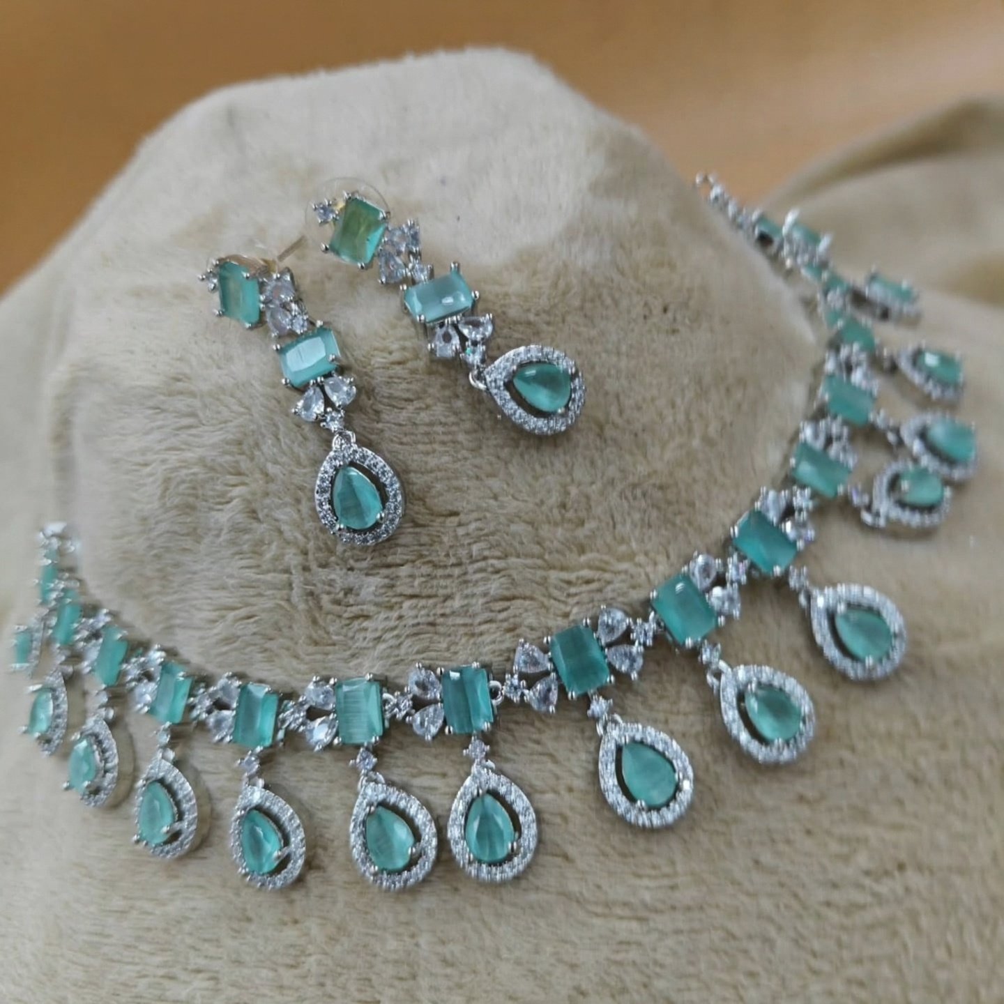 TSB Bridesmaid Jewellery 557